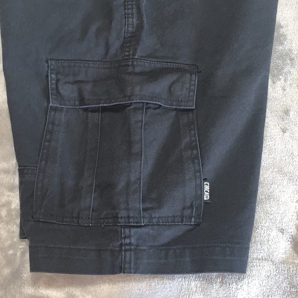 Circa men’s shorts -size 32 waist - Picture 3 of 5